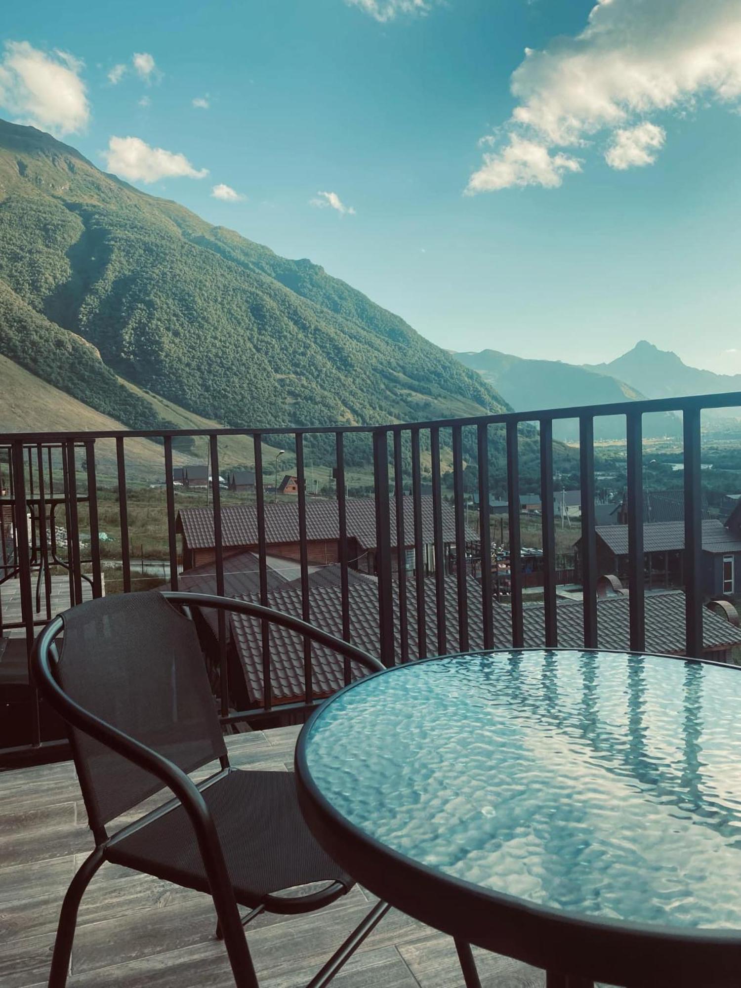 Melodia Kazbegi Hotel Ngoại thất bức ảnh